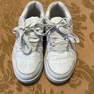 Used boys shoes by Reebok size 13